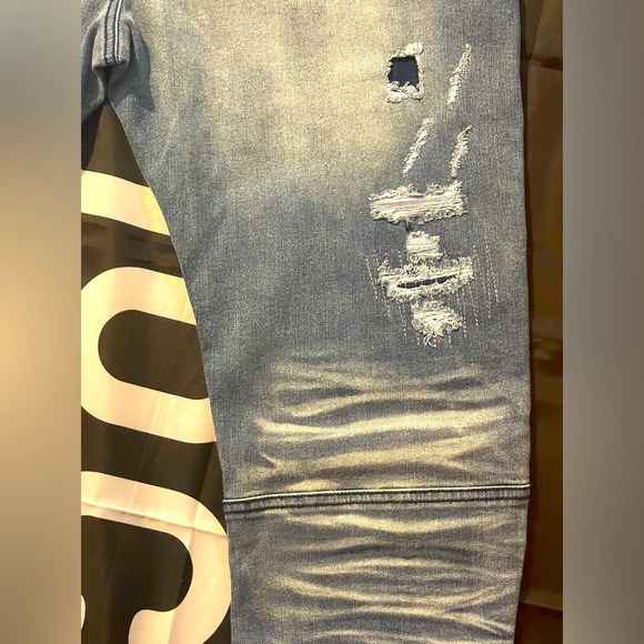 Distressed Rutherford Jeans - Picture 7 of 8